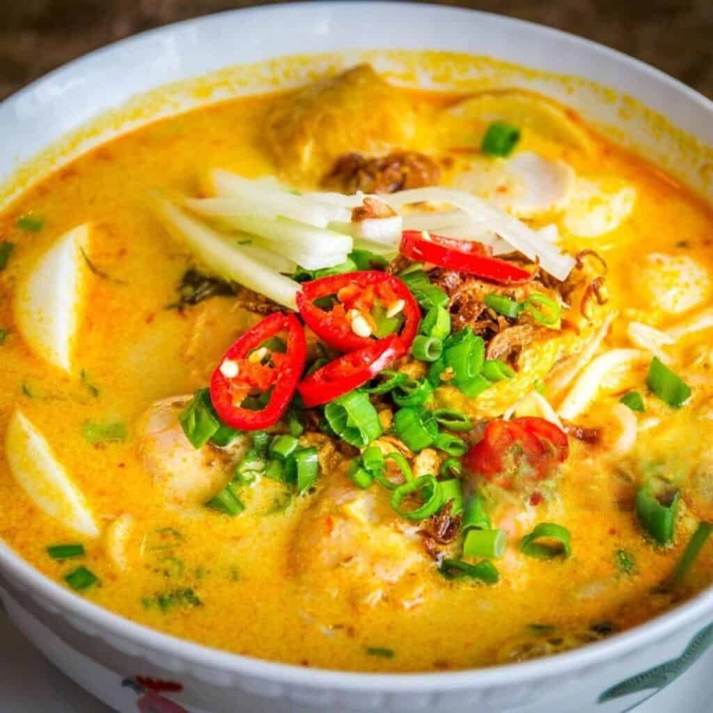 Satisfying Chicken Laksa Soup - FeastiFul